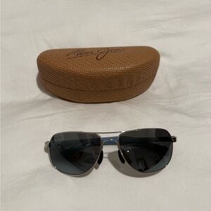 Maui Jim Guardrails, Silver and Black Sunglasses with case